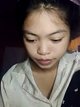 Snapshot of Thy00__ chatting on October 18, 2025, 2:51 pm Thy00   online show from October 18, 2025, 2:51 pm