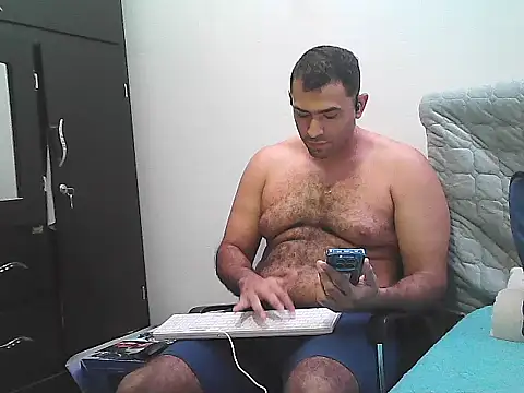 morenocabro10 online show from October 24, 2025, 7:21 pm