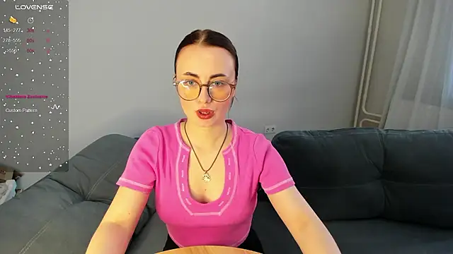 Snapshot of MewStella chatting on March 2, 2026, 3:09 am MewStella online show from March 2, 2026, 3:09 am