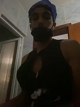 mazerhot online show from November 13, 2025, 9:36 pm