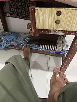 funny sexxx online show from April 13, 2026, 7:08 pm