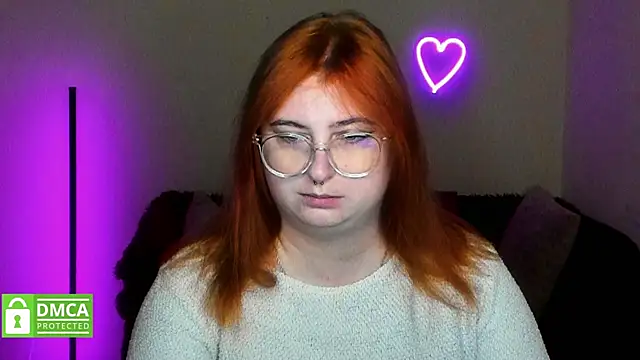 Alicia love00 online show from October 3, 2025, 5:26 am