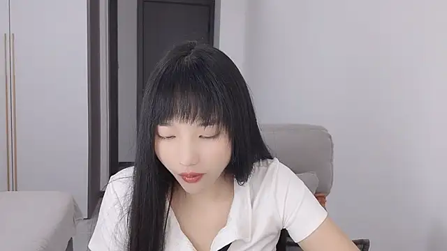 Snapshot of Lisa-3333 chatting on September 8, 2025, 2:16 pm Lisa-3333 online show from September 8, 2025, 2:16 pm