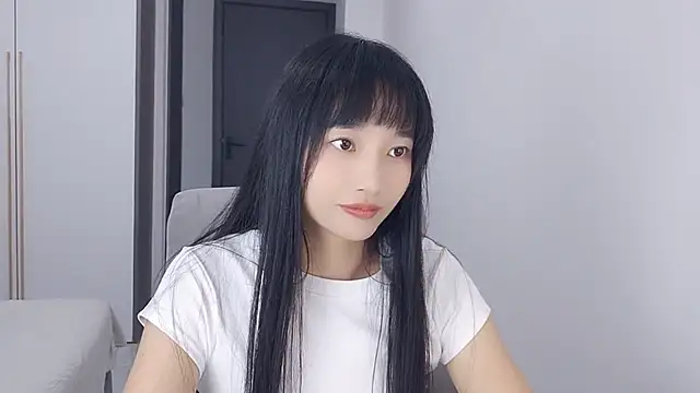 Snapshot of Lisa-3333 chatting on September 20, 2025, 1:34 pm Lisa-3333 online show from September 20, 2025, 1:34 pm