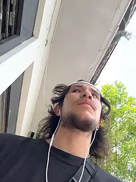 Luxx 14 online show from April 18, 2026, 4:00 pm