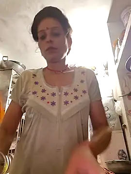 ISHANI-SINGH online show from September 22, 2025, 3:08 am