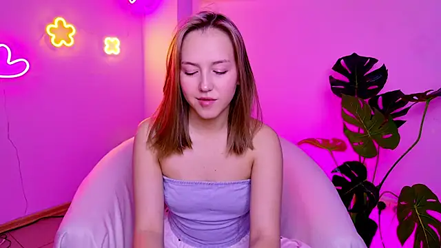 Snapshot of CindySparkl chatting on February 19, 2026, 3:13 am CindySparkl online show from February 19, 2026, 3:13 am