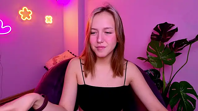 Snapshot of CindySparkl chatting on February 21, 2026, 3:51 am CindySparkl online show from February 21, 2026, 3:51 am