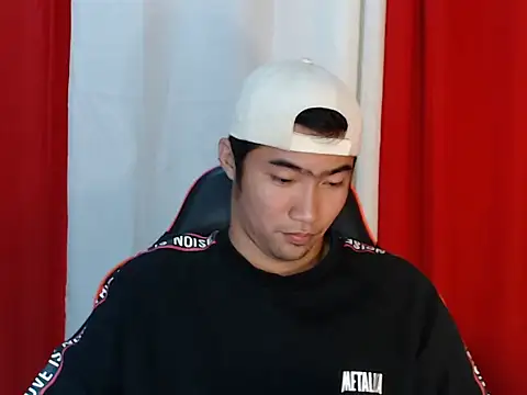 Siege cum69 online show from April 10, 2026, 4:55 pm