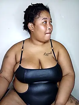 Snapshot of Sexybella-97 chatting on September 26, 2025, 2:04 am Sexybella-97 online show from September 26, 2025, 2:04 am