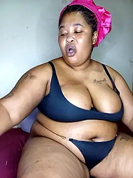 Snapshot of Sexybella-97 chatting on October 4, 2025, 5:22 pm Sexybella-97 online show from October 4, 2025, 5:22 pm