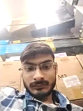 Snapshot of Kashiroy7315 chatting on April 8, 2026, 12:49 pm Kashiroy7315 online show from April 8, 2026, 12:49 pm