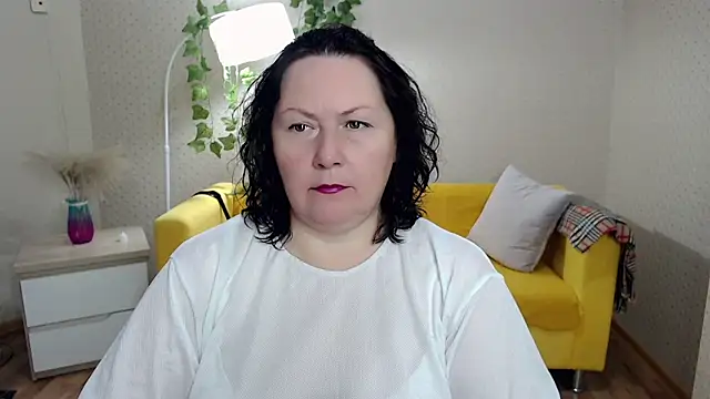 milf hornys online show from November 12, 2025, 5:24 pm