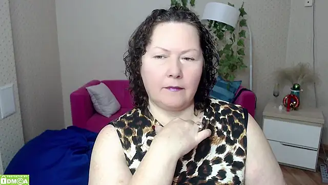 milf hornys online show from January 14, 2026, 10:03 pm