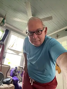 CharlieWeaver22 online show from June 29, 2026, 10:37 am