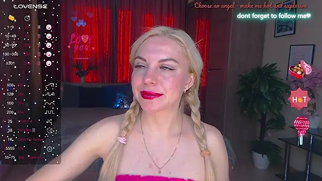 LiSinDoll online show from September 25, 2025, 1:31 am