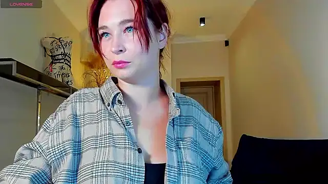 Snapshot of Meri_Cutte chatting on September 19, 2025, 12:39 pm Meri Cutte online show from September 19, 2025, 12:39 pm