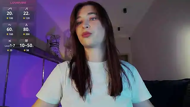 Snapshot of Meri_Cutte chatting on September 29, 2025, 12:32 pm Meri Cutte online show from September 29, 2025, 12:32 pm