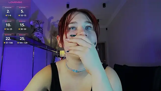Snapshot of Meri_Cutte chatting on October 16, 2025, 12:39 pm Meri Cutte online show from October 16, 2025, 12:39 pm