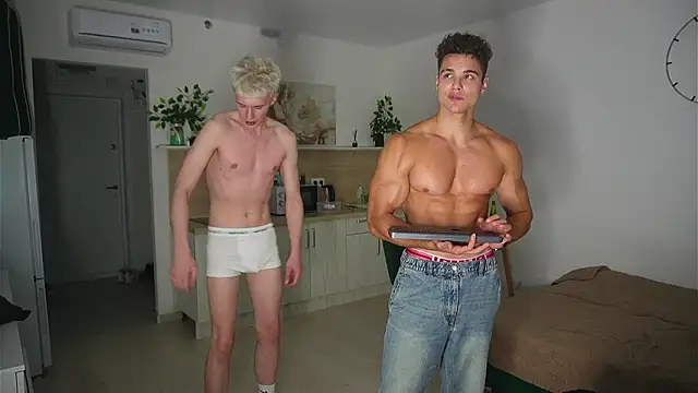 Horny boyzz online show from March 25, 2026, 7:31 pm