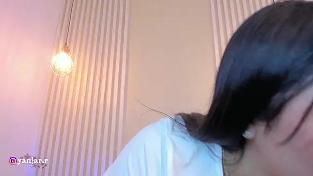 babe katty online show from November 13, 2025, 11:42 am