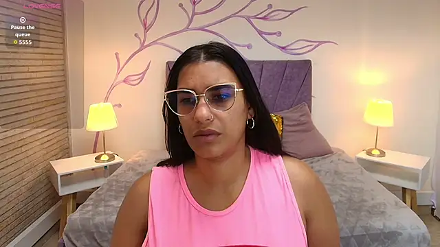 Lia Blake  online show from September 15, 2025, 12:16 pm