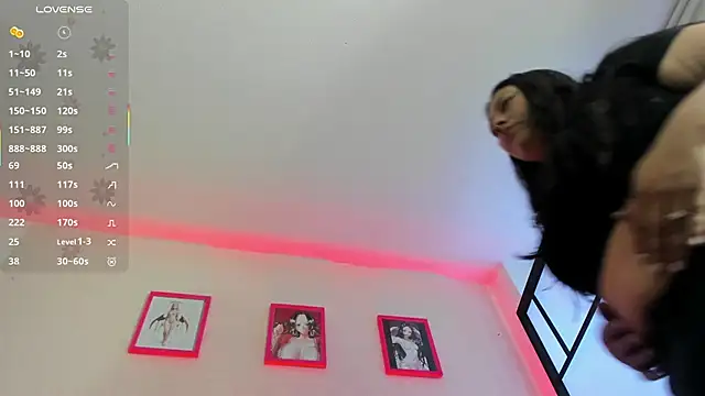 Snapshot of missweetpeach chatting on February 15, 2026, 11:34 pm missweetpeach online show from February 15, 2026, 11:34 pm