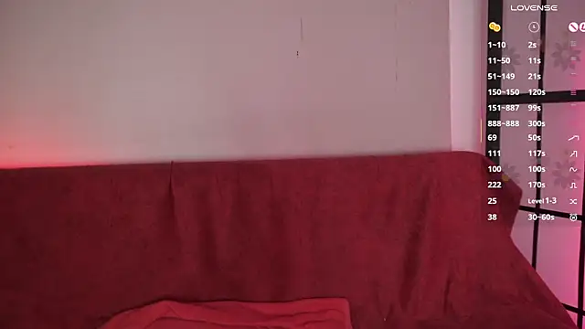 missweetpeach online show from April 12, 2026, 9:20 pm