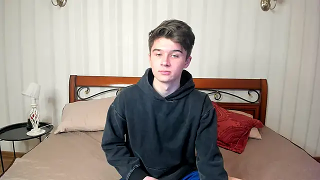 Snapshot of SherlockMax chatting on October 10, 2025, 6:40 pm SherlockMax online show from October 10, 2025, 6:40 pm