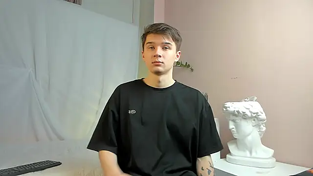 SherlockMax online show from April 8, 2026, 7:25 pm