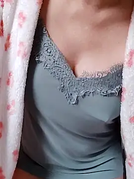 Snapshot of VikaKing chatting on October 2, 2025, 7:59 am VikaKing online show from October 2, 2025, 7:59 am