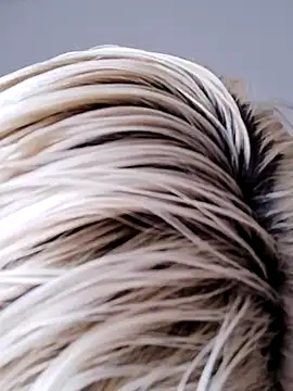 Snapshot of VikaKing chatting on October 12, 2025, 8:57 am VikaKing online show from October 12, 2025, 8:57 am