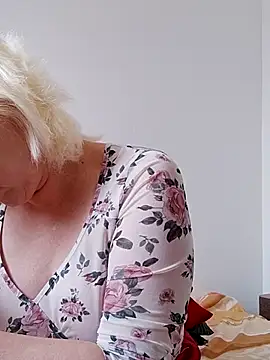 Snapshot of VikaKing chatting on January 10, 2026, 11:23 am VikaKing online show from January 10, 2026, 11:23 am