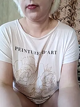 Snapshot of VikaKing chatting on March 29, 2026, 6:13 am VikaKing online show from March 29, 2026, 6:13 am