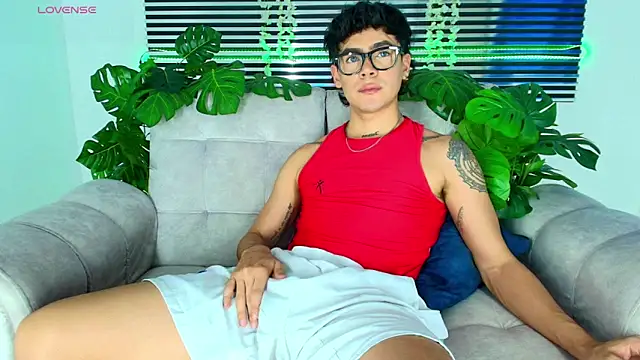 CamiiGuzmanX online show from March 6, 2026, 9:00 pm