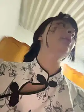 kaori 77 online show from October 31, 2025, 3:40 am