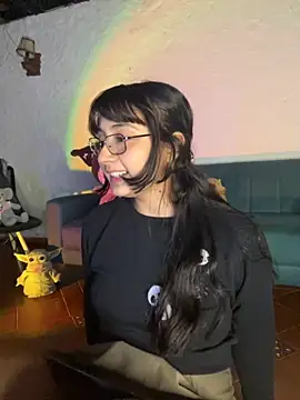 kaori 77 online show from December 3, 2025, 3:47 am