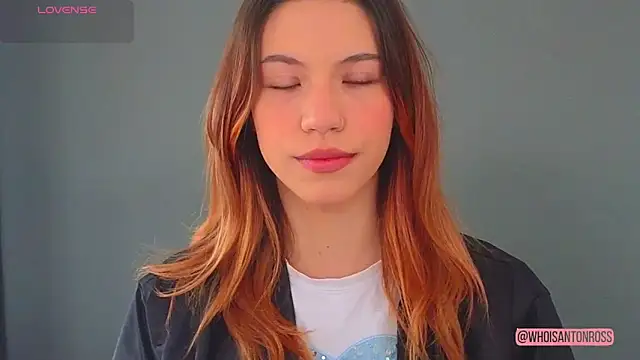 AntonellaaRossii online show from February 20, 2026, 1:22 pm