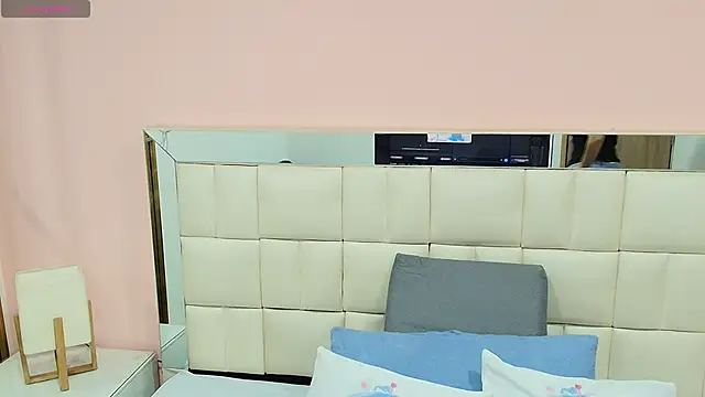 gisell gomez online show from November 6, 2025, 12:28 pm