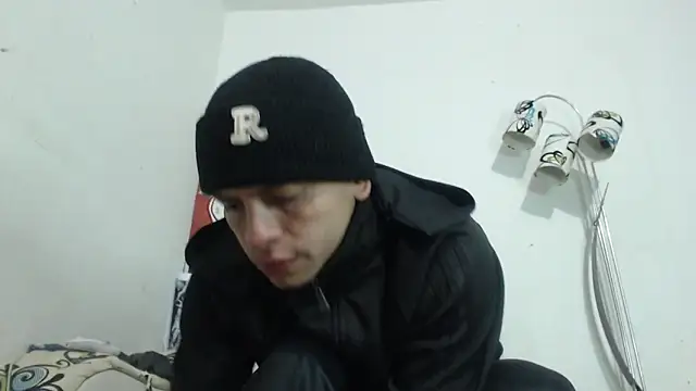 Snapshot of Thomasjons_ chatting on November 20, 2025, 12:55 am Thomasjons online show from November 20, 2025, 12:55 am