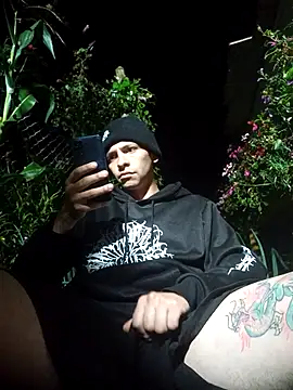 Snapshot of Thomasjons_ chatting on January 7, 2026, 1:08 am Thomasjons online show from January 7, 2026, 1:08 am