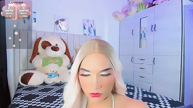 Snapshot of baby_cleo chatting on September 18, 2025, 12:12 am baby cleo online show from September 18, 2025, 12:12 am