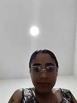 Snapshot of Daislalezma chatting on January 7, 2026, 7:44 am Daislalezma online show from January 7, 2026, 7:44 am