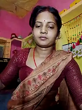 Snapshot of Hot_bbbb chatting on April 29, 2026, 6:25 pm Hot bbbb online show from April 29, 2026, 6:25 pm