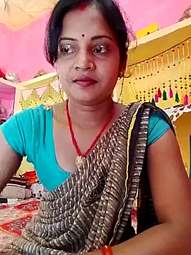Snapshot of Hot_bbbb chatting on May 8, 2026, 8:30 am Hot bbbb online show from May 8, 2026, 8:30 am