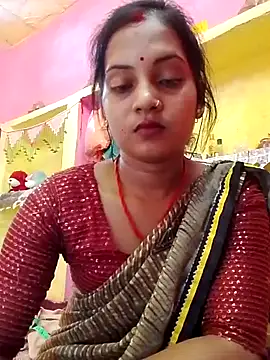 Snapshot of Hot_bbbb chatting on May 17, 2026, 5:27 am Hot bbbb online show from May 17, 2026, 5:27 am