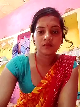 Snapshot of Hot_bbbb chatting on May 18, 2026, 5:13 am Hot bbbb online show from May 18, 2026, 5:13 am
