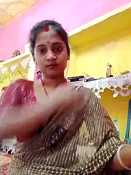 Snapshot of Hot_bbbb chatting on May 30, 2026, 5:04 am Hot bbbb online show from May 30, 2026, 5:04 am