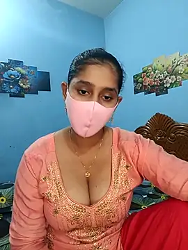 Cute Faria online show from November 18, 2025, 4:00 pm