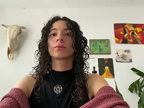 Snapshot of camille_delrey chatting on September 18, 2025, 9:17 pm camille delrey online show from September 18, 2025, 9:17 pm